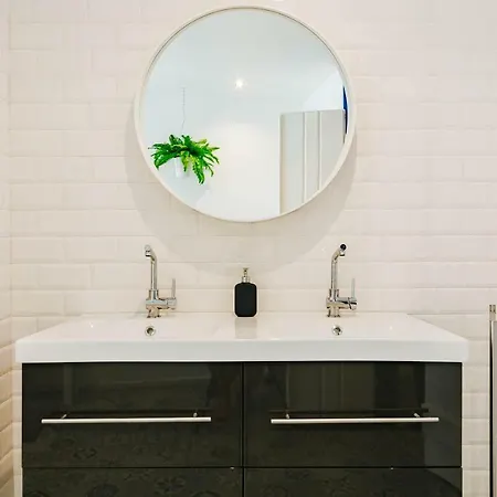 Your Second In Chiado