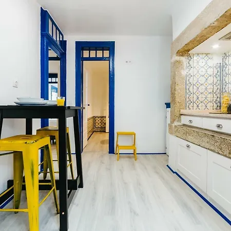 Your Second In Chiado