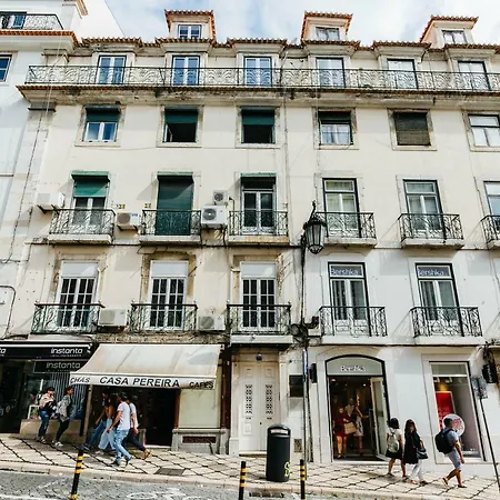 Your Second In Chiado Apartment *